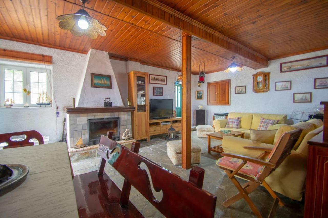 Traditional Village House Meson Yerakarion Экстерьер фото
