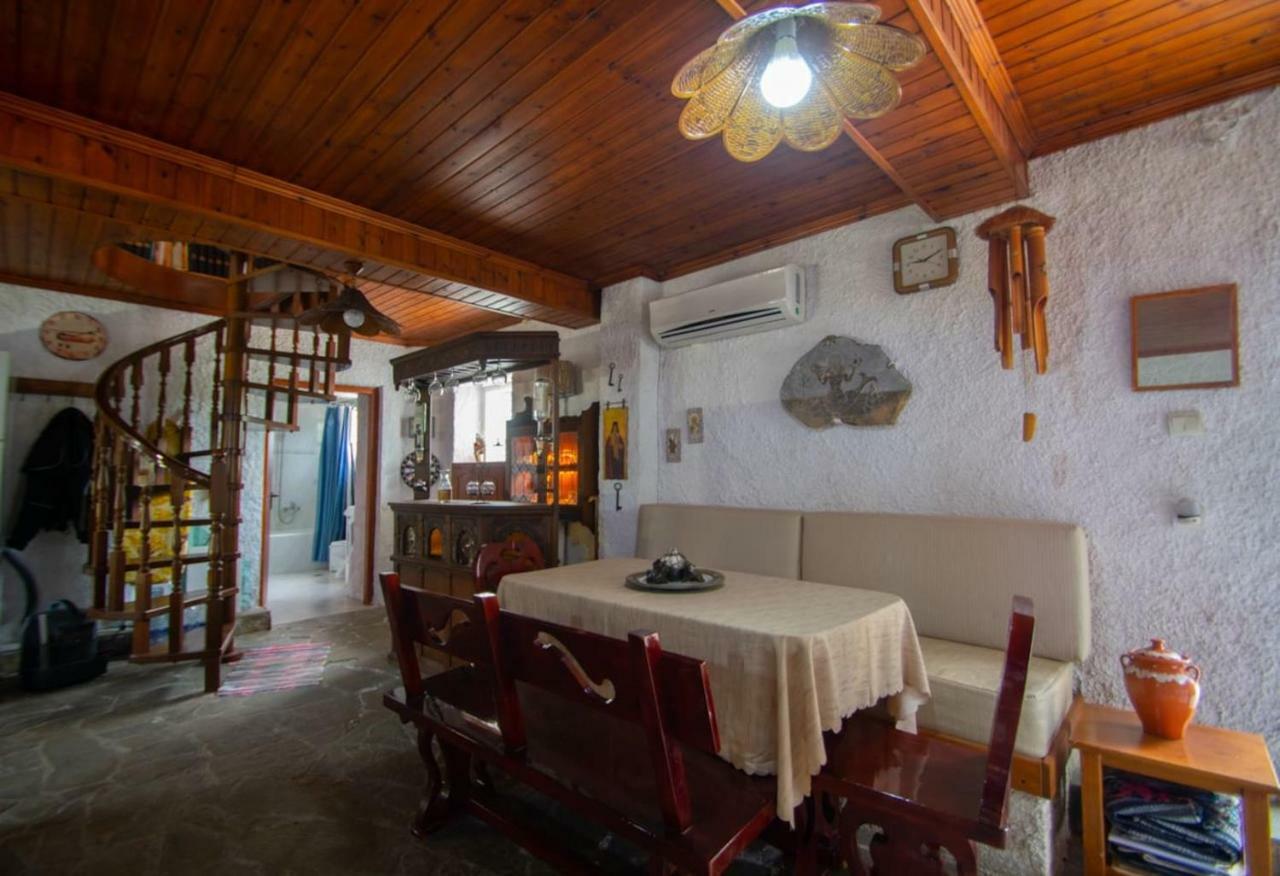 Traditional Village House Meson Yerakarion Экстерьер фото